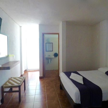 Hotel Mayflower Puerto Escondido  Eksteriør bilde